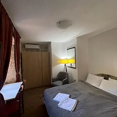 Villaoldmariner 4* Podgorica